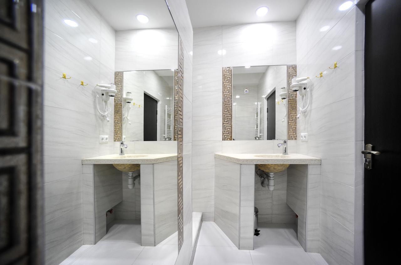 Rk City Hotel Τυφλίδα Εξωτερικό φωτογραφία